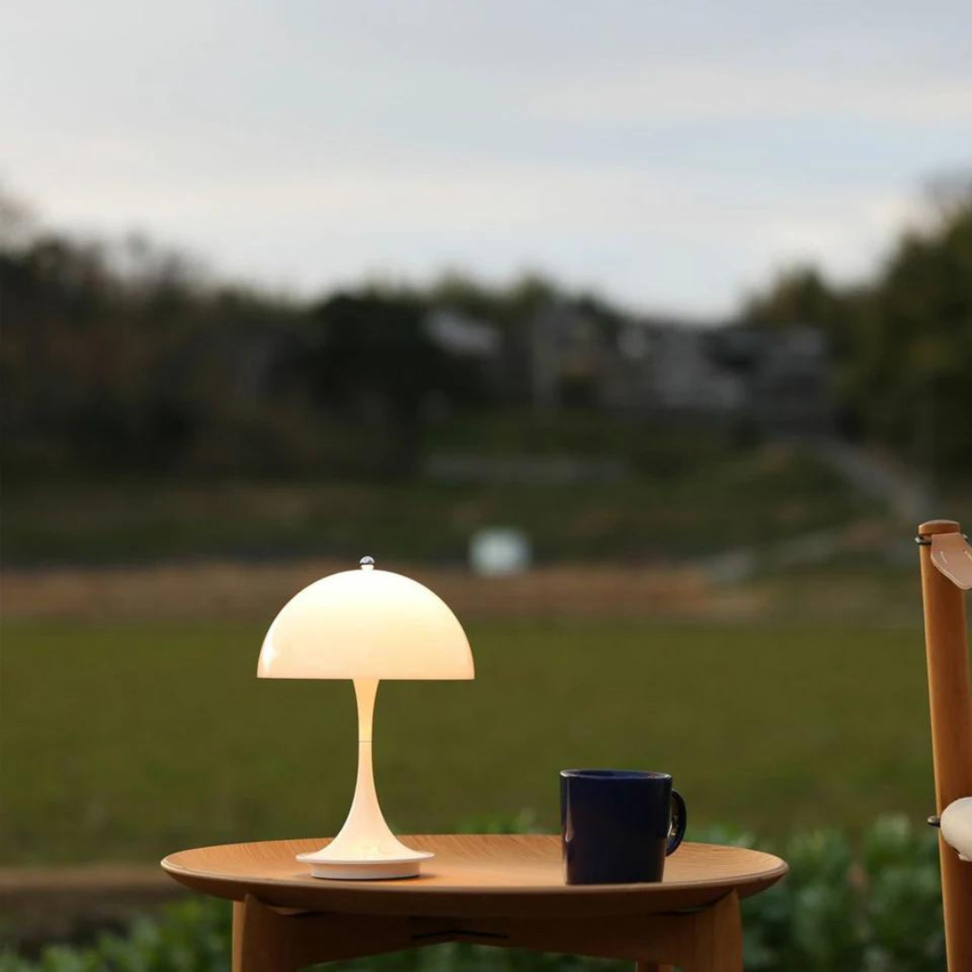 Nowoczesna LED-owa lampa stołowa w kształcie grzyba