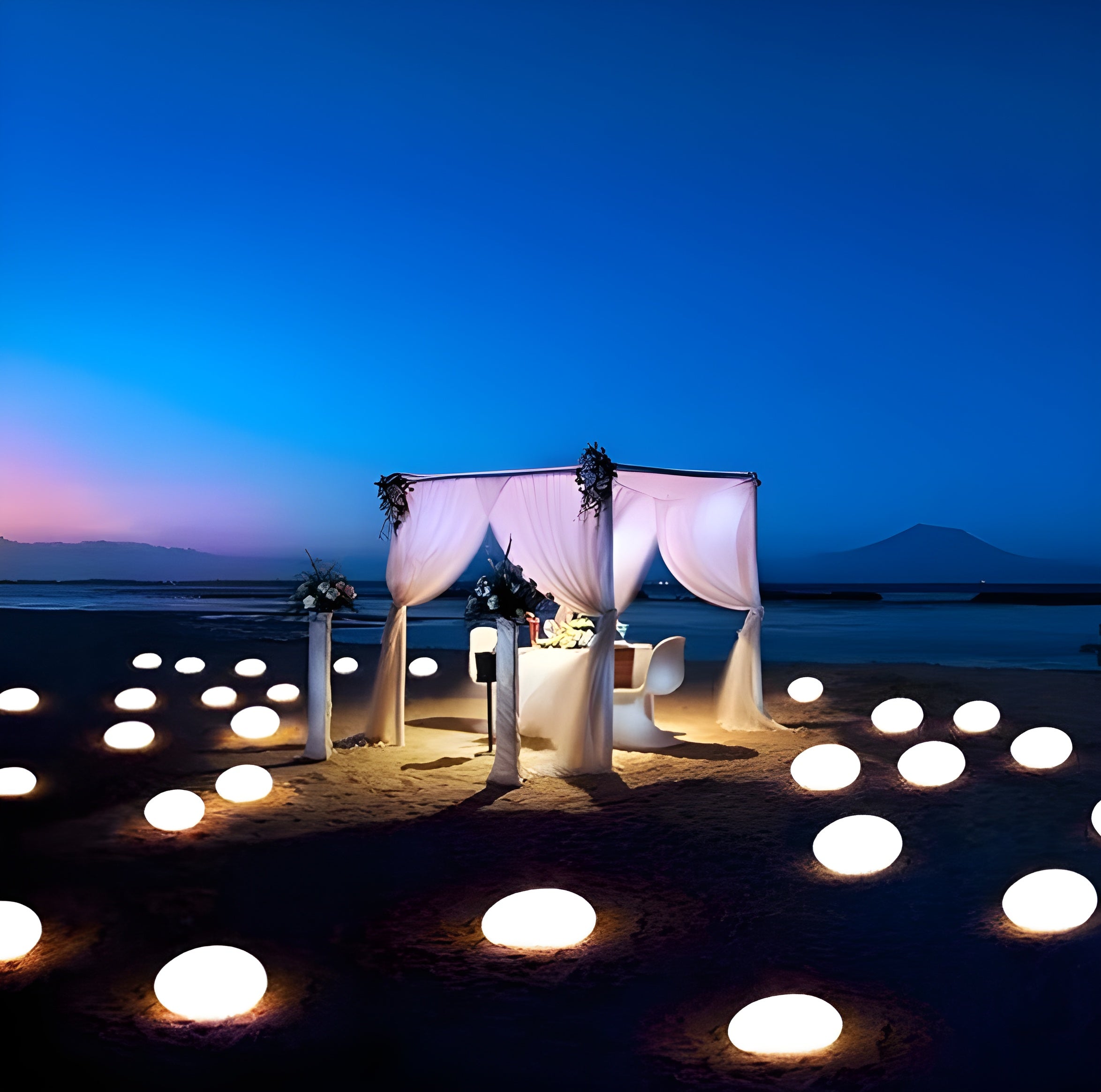 Kamienna lampa ogrodowa