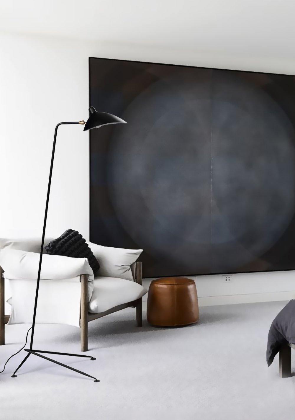 Minimalistyczna lampa stojąca inspirowana stylem vintage