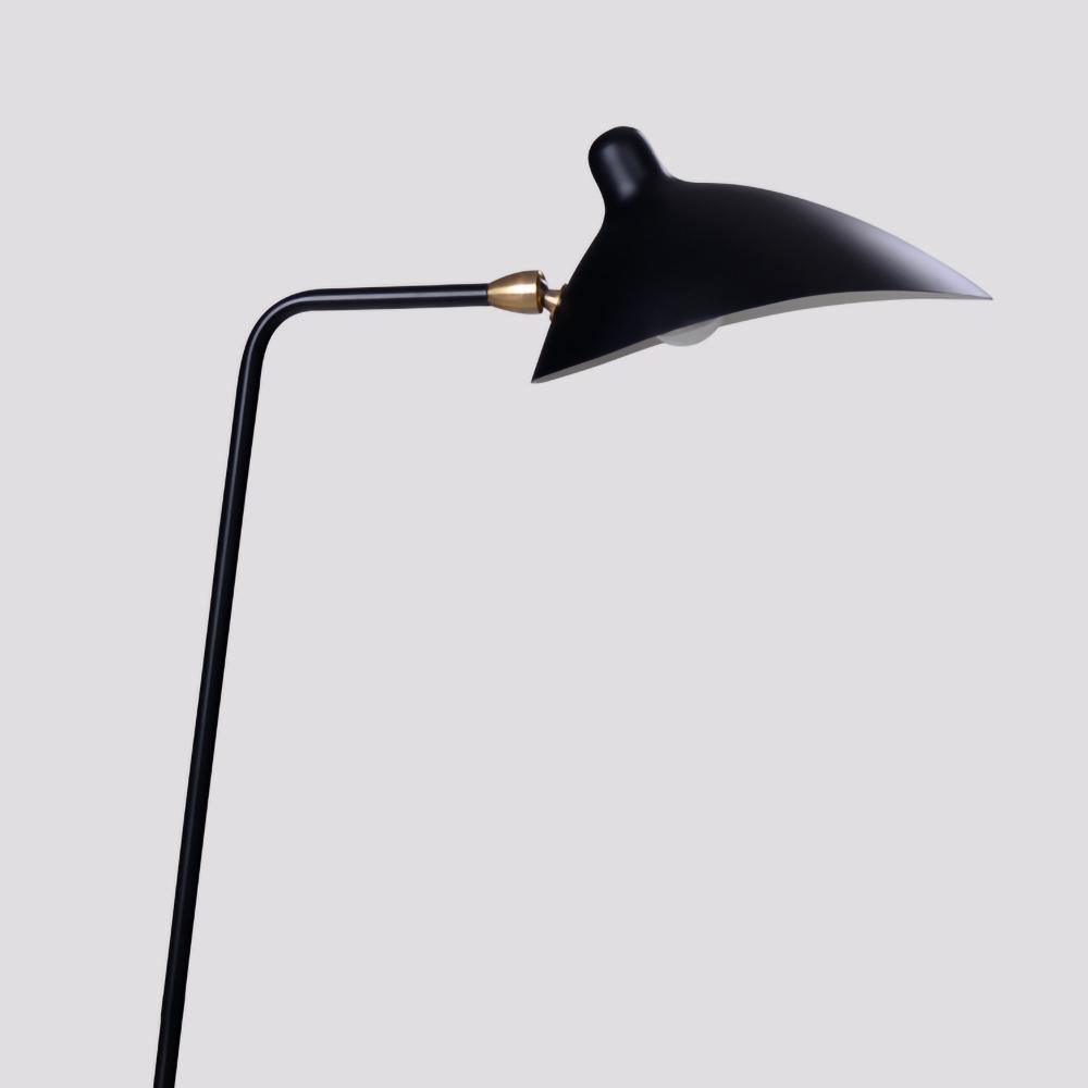 Minimalistyczna lampa stojąca inspirowana stylem vintage
