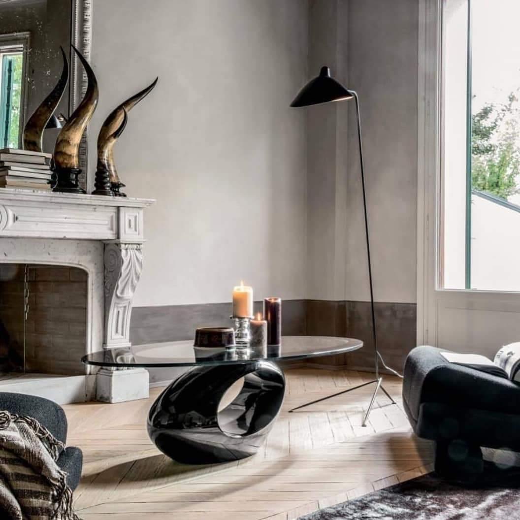 Minimalistyczna lampa stojąca inspirowana stylem vintage